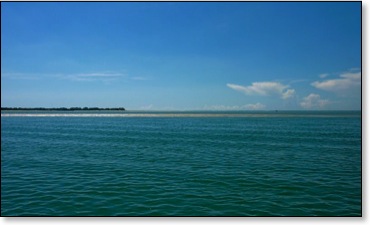 adazzlingdayonthewater